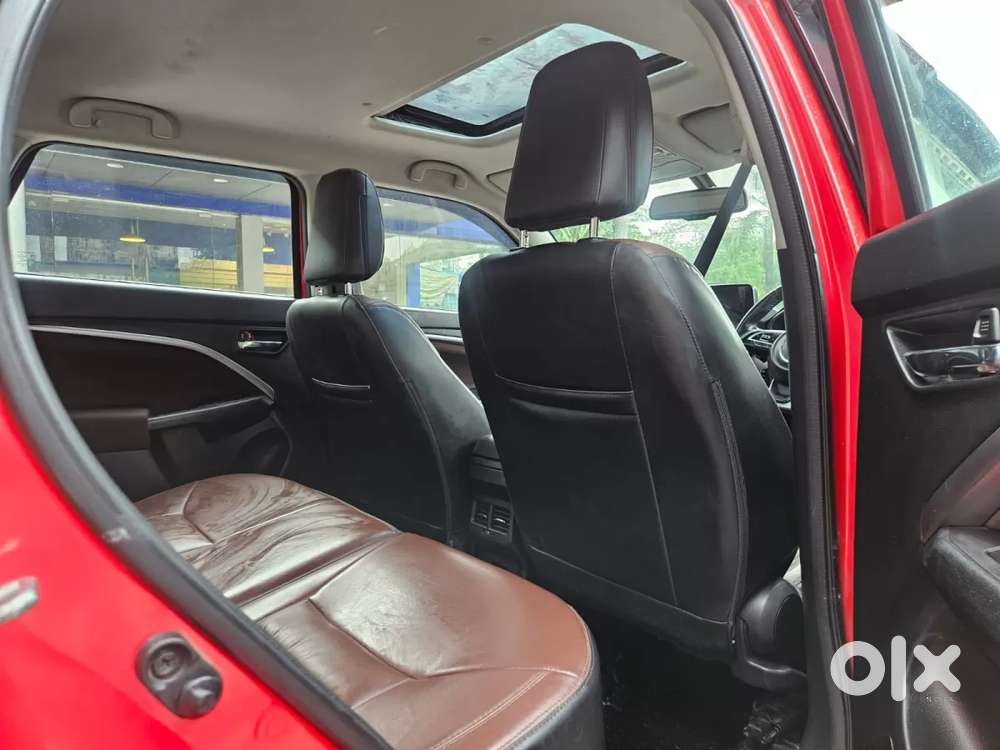 Maruti Suzuki Brezza 1.5 Zxi At Smart Hybrid Dual Tone, 2023, Petrol