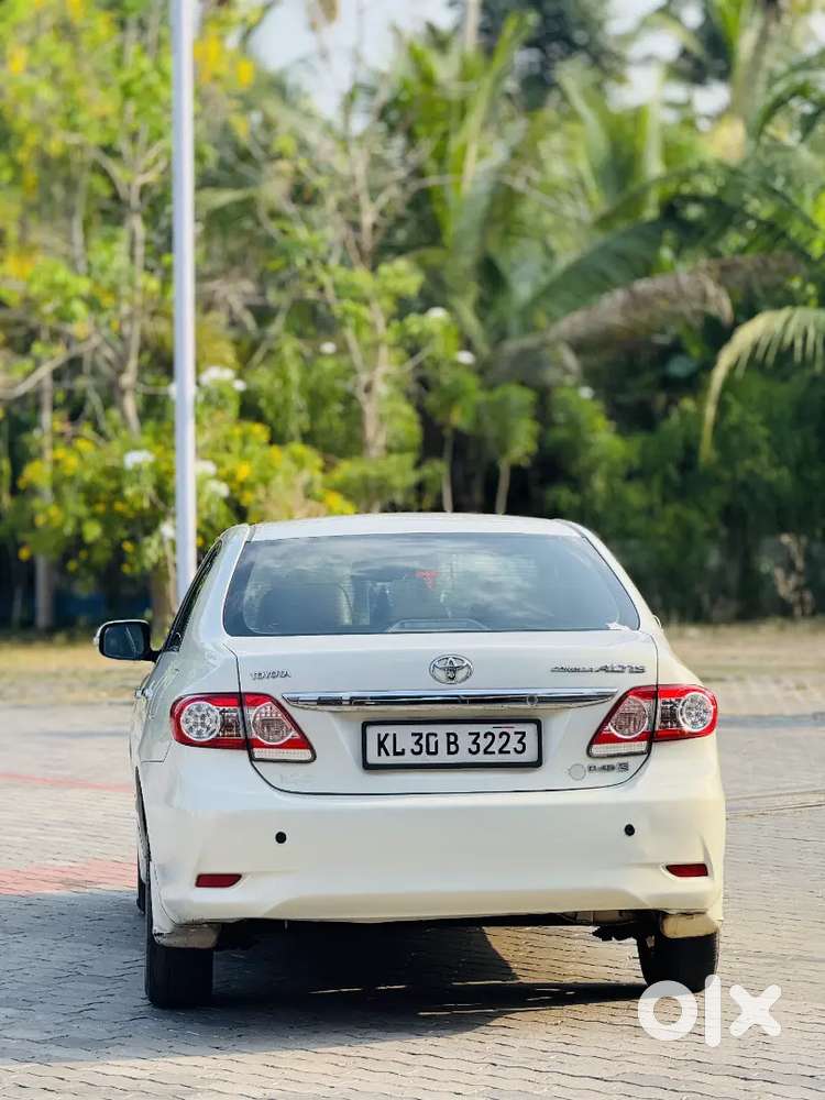 Toyota Corolla Altis 2011 Diesel Well Maintained