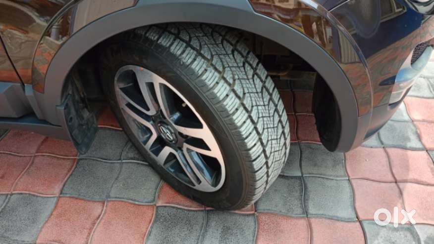 Tata Hexa 2.2 Xta 4x2 7 Str, 2017, Diesel