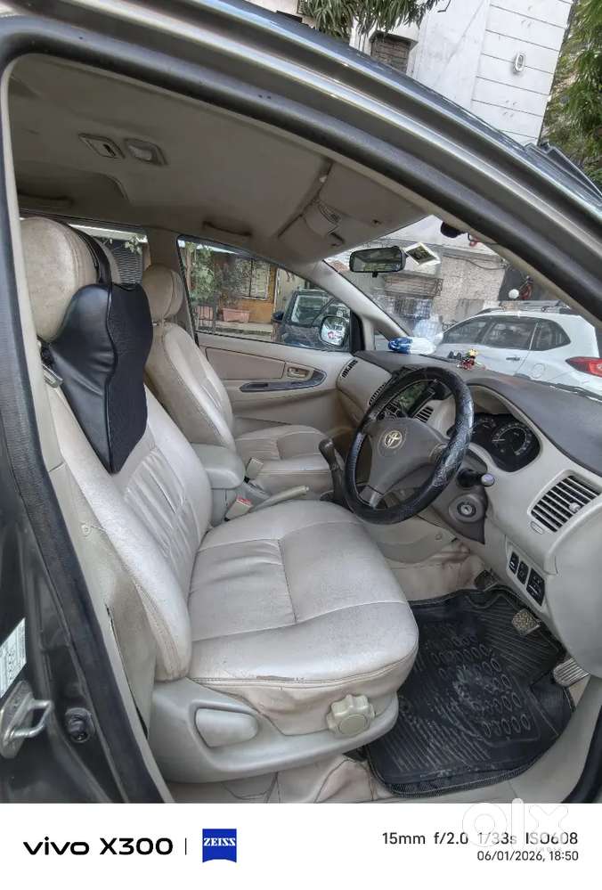 Toyota Innova 2009 Diesel 180000 Km Driven