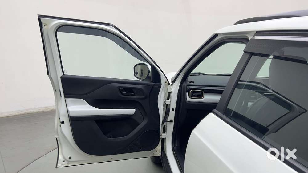 Tata Punch Accomplished Dazzle Sunroof Cng, 2024, Cng & Hybrids