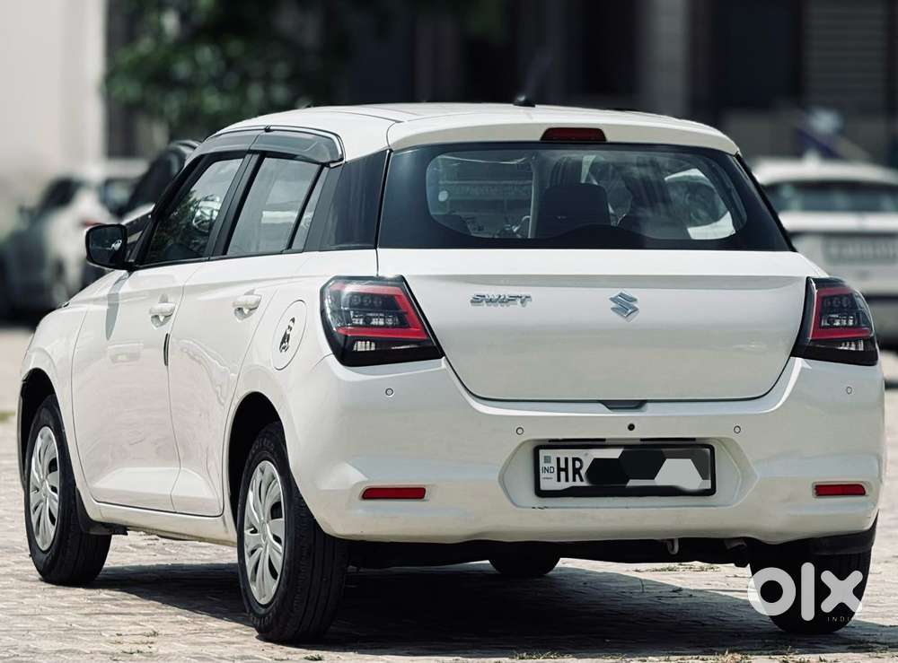 Maruti Suzuki New-gen Swift Vxi, 2025, Petrol