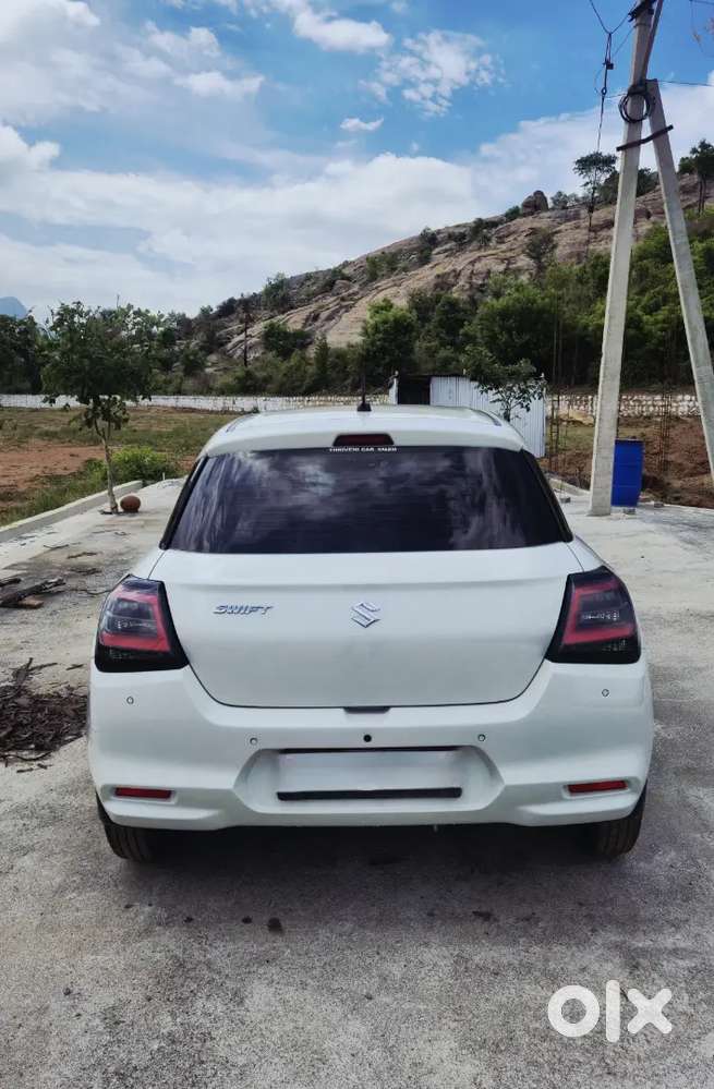 Maruti Suzuki New-gen Swift 2024 October Petrol 61000 Km Driven