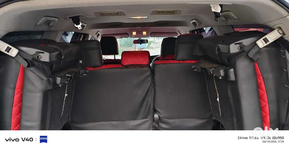 Toyota Innova Crysta 2.4 Mt 2018