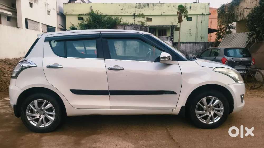 Maruti Suzuki Swift 2014 Petrol 89795 Km Driven