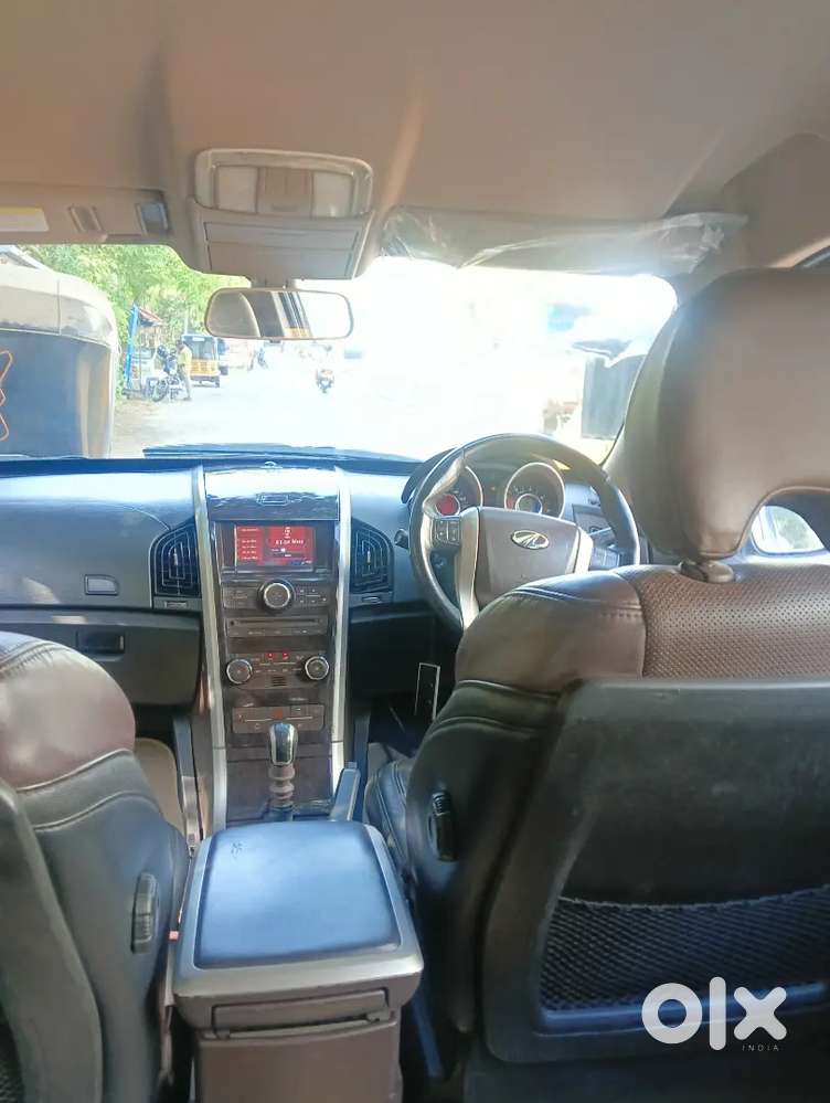 Mahindra Xuv500 2015 Second Owner