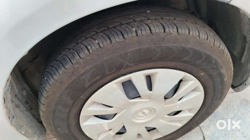 Maruti Suzuki Swift 2012