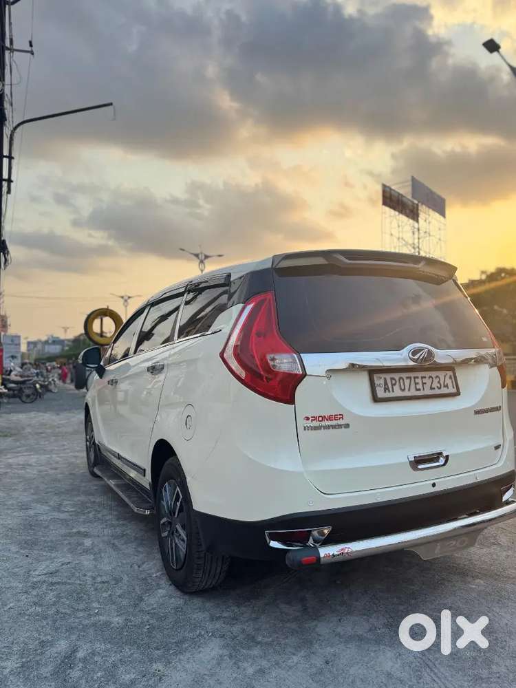 Mahindra Marazzo Diesel 2018