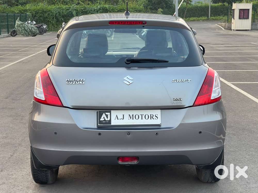 Maruti Suzuki Swift Vvt Zxi, 2014, Petrol