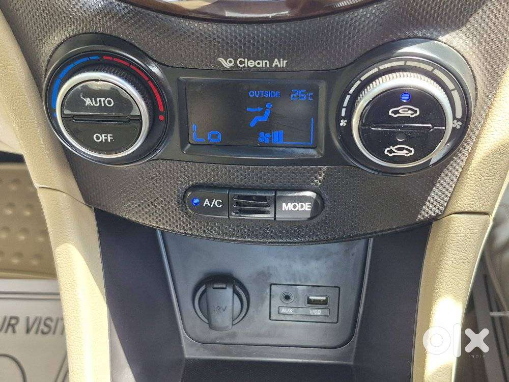 Hyundai Verna 1.6 Sx (o) Vtvt, 2015, Petrol