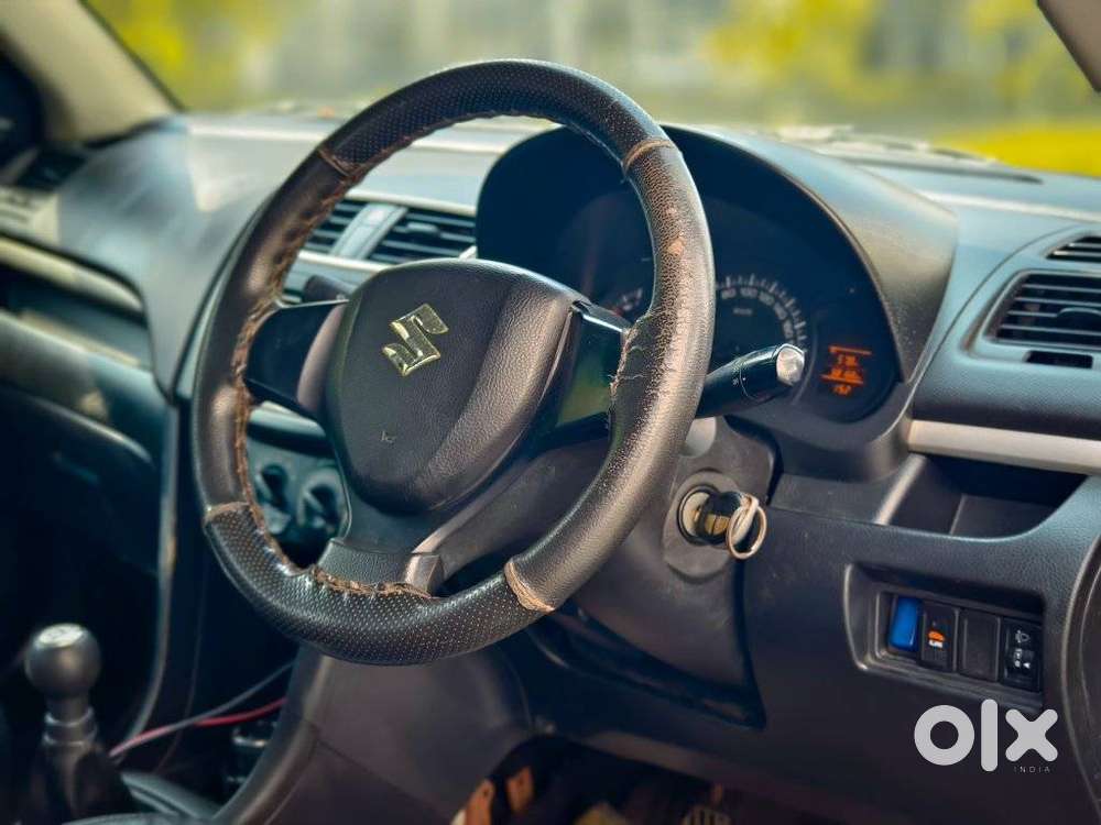 Maruti Suzuki Swift Lxi Option, 2016, Petrol