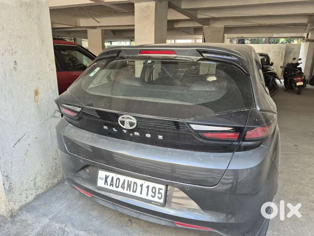 Tata Altroz Petrol 2023