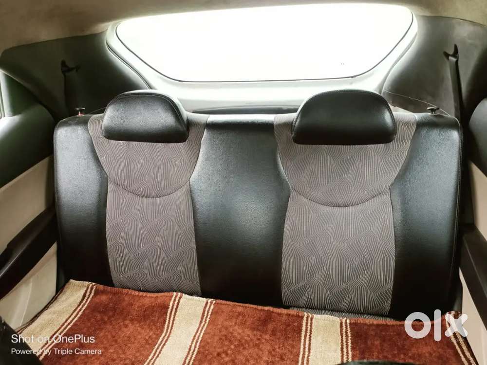 Hyundai Eon 2012 Lpg Well Maintained