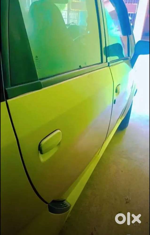 Tata Nano Xt In Full Running Condition With Alloy Wheels And Dual Tone