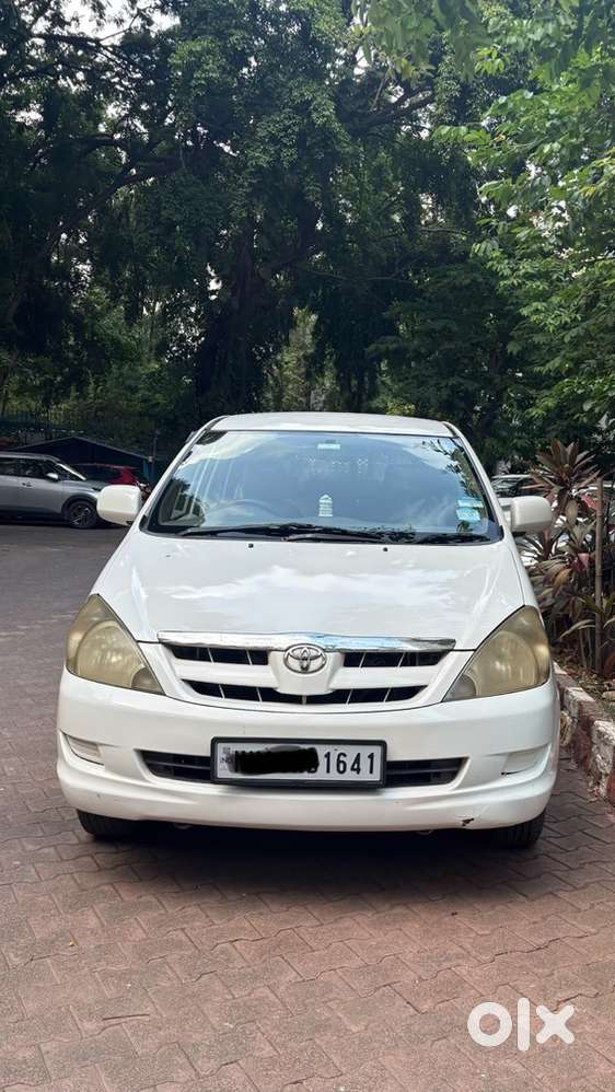 Toyota Innova 2.0 2005