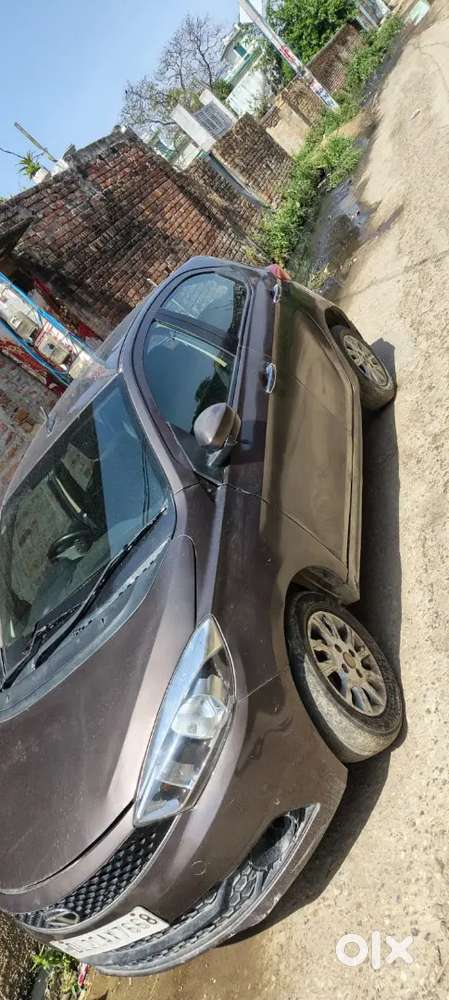 Tata Tiago 2017 Model Engine Bilkul Ok Hai Body Line Me Thoda Kaam H