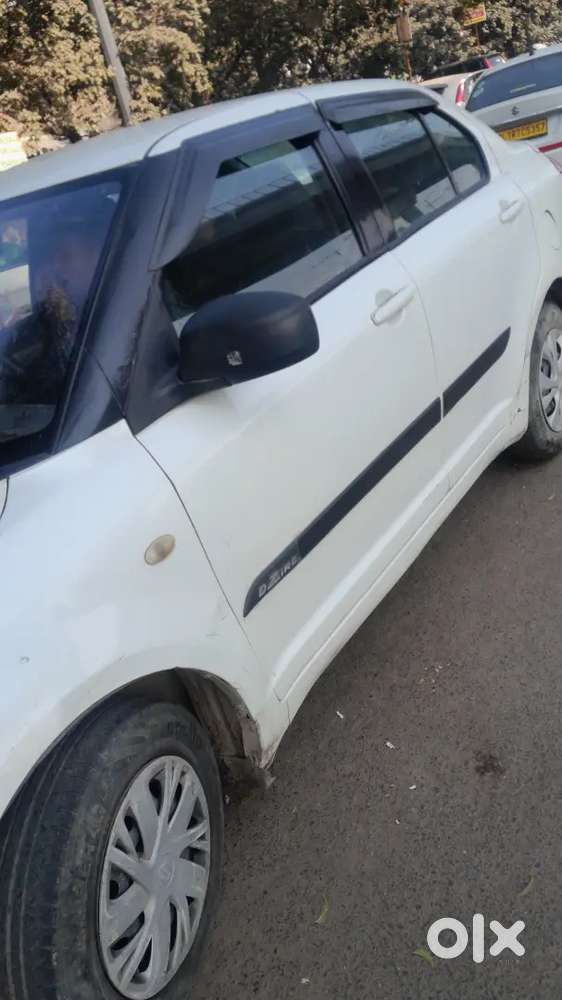 Maruti Suzuki Swift Dzire Cng + Petrol