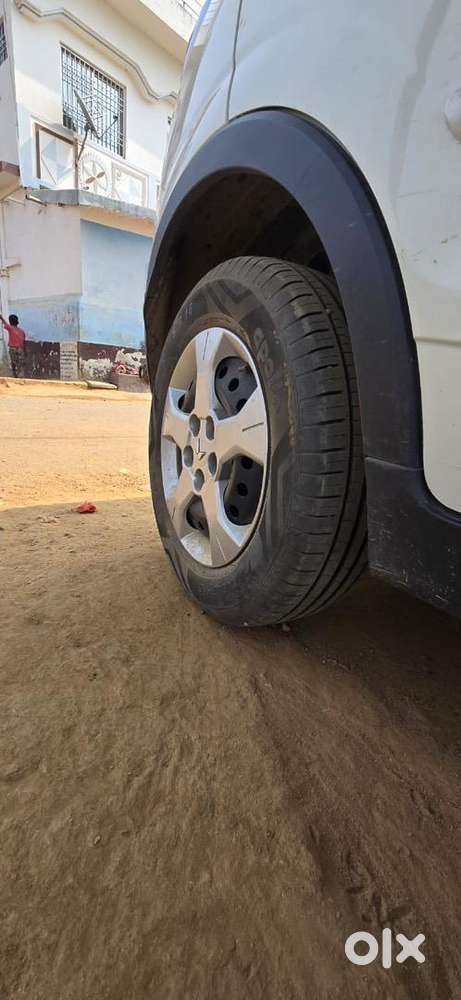 Mahindra Xuv300 2023 Diesel Well Maintained