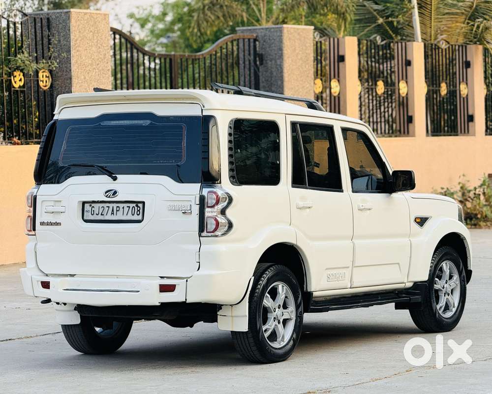Mahindra Scorpio S8 7 Seater, 2015, Diesel