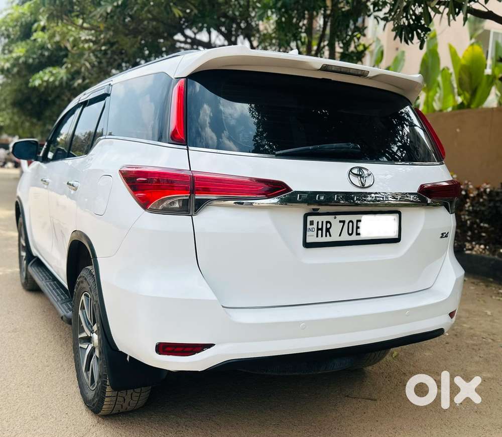 Toyota Fortuner Sigma 4  Automatic