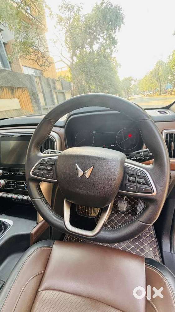 Mahindra Scorpio N Z8 Petrol Mt 7 Str, 2023, Petrol