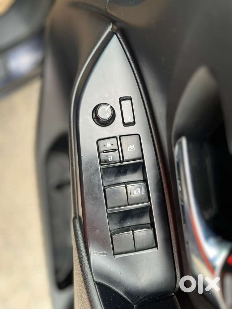 Toyota Innova Crysta