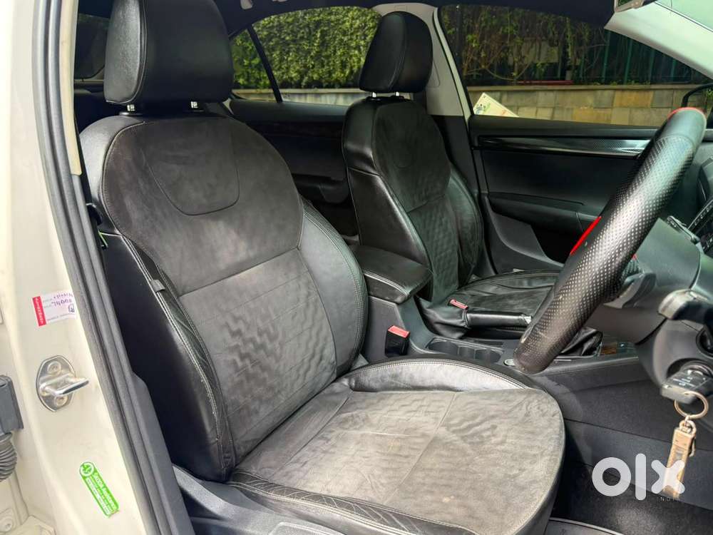 Skoda Octavia Elegance 1.8 Tsi At, 2015, Petrol