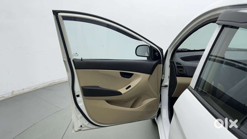 Hyundai Eon Magna +, 2017, Petrol