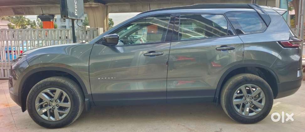 Tata Safari Pure Plus S At, 2024, Diesel