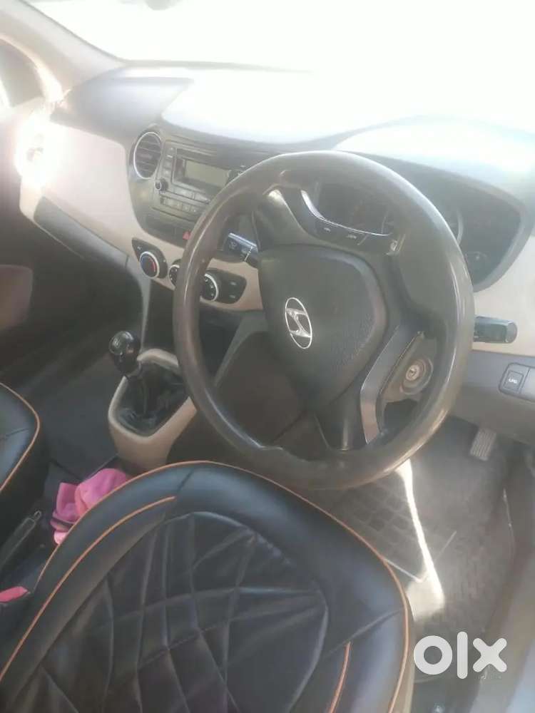 Hyundai I10 2014 Petrol 102000 Km Driven