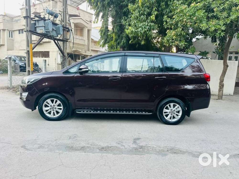 Toyota Innova Crysta 2.8 Gx At 7 Str, 2016, Diesel