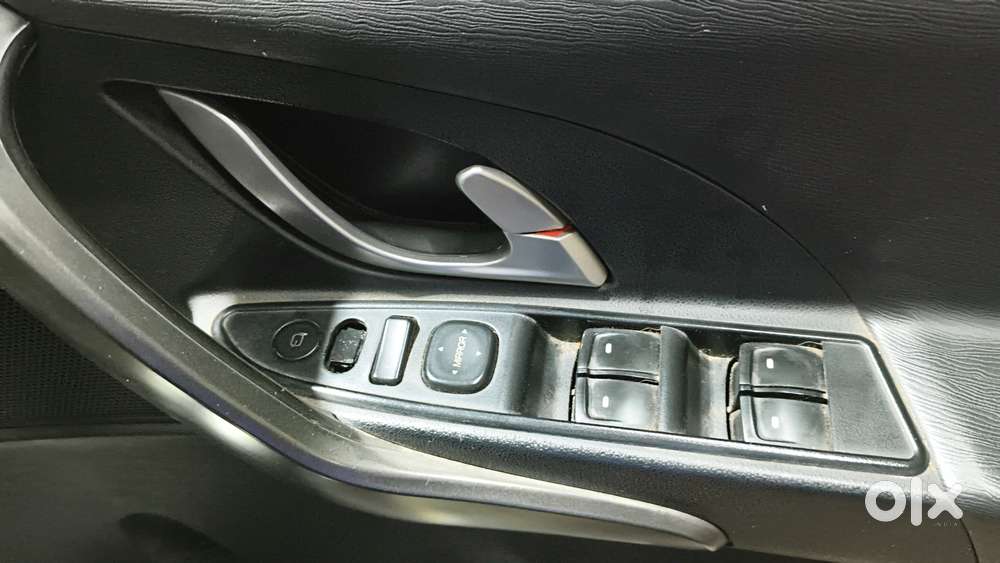 Mahindra Xuv500 2.2 W10, 2017, Diesel