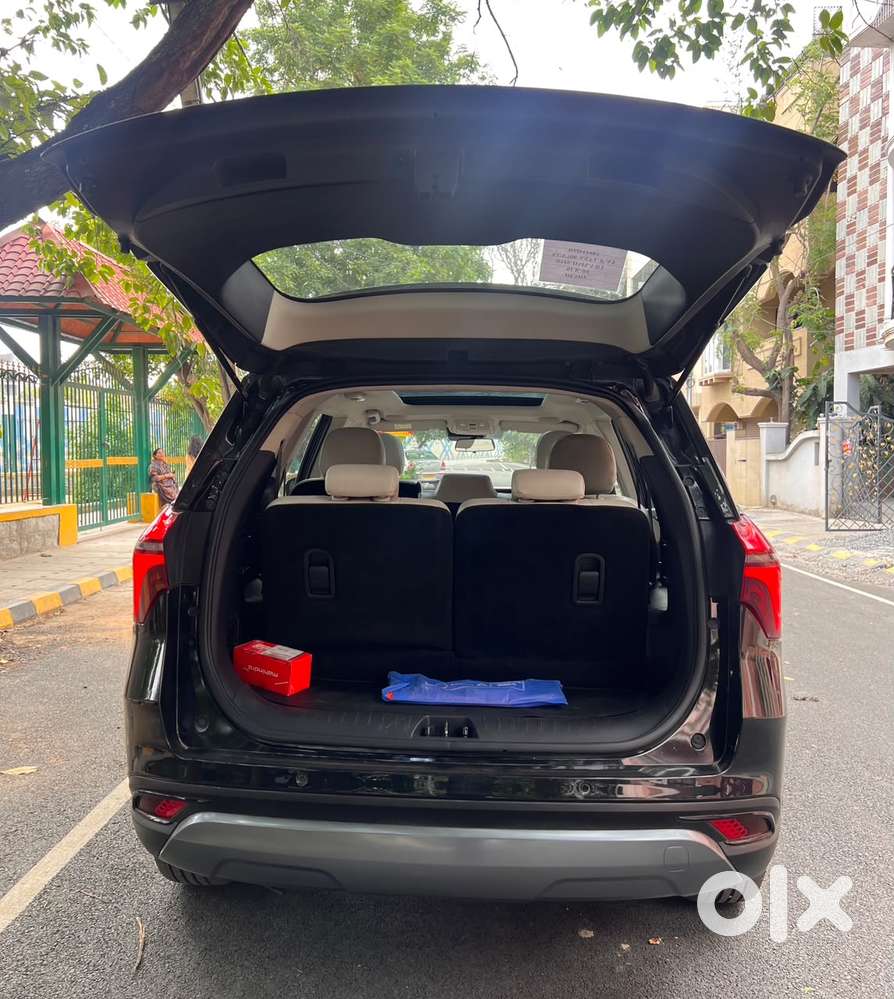 Mahindra Xuv700 2.0 Ax 7 Petrol At Luxury Pack Str, 2024, Petrol