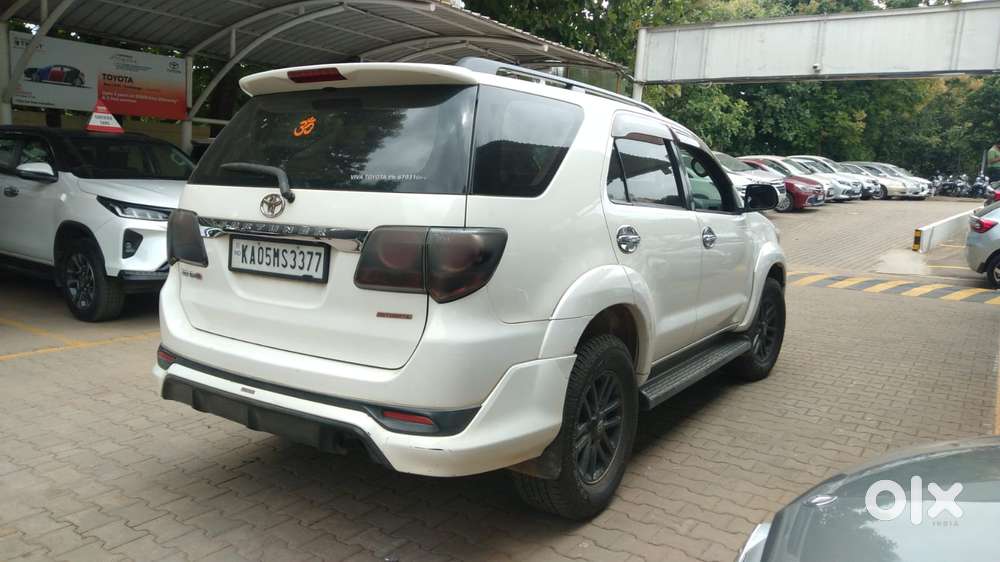 Toyota Fortuner 3.0 4x2 Automatic, 2015, Diesel