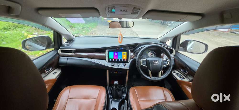 Toyota Innova Crysta G 8 Str, 2017, Diesel