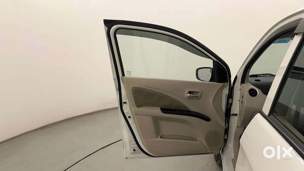 Maruti Suzuki Celerio Zxi Optional Amt, 2017, Petrol
