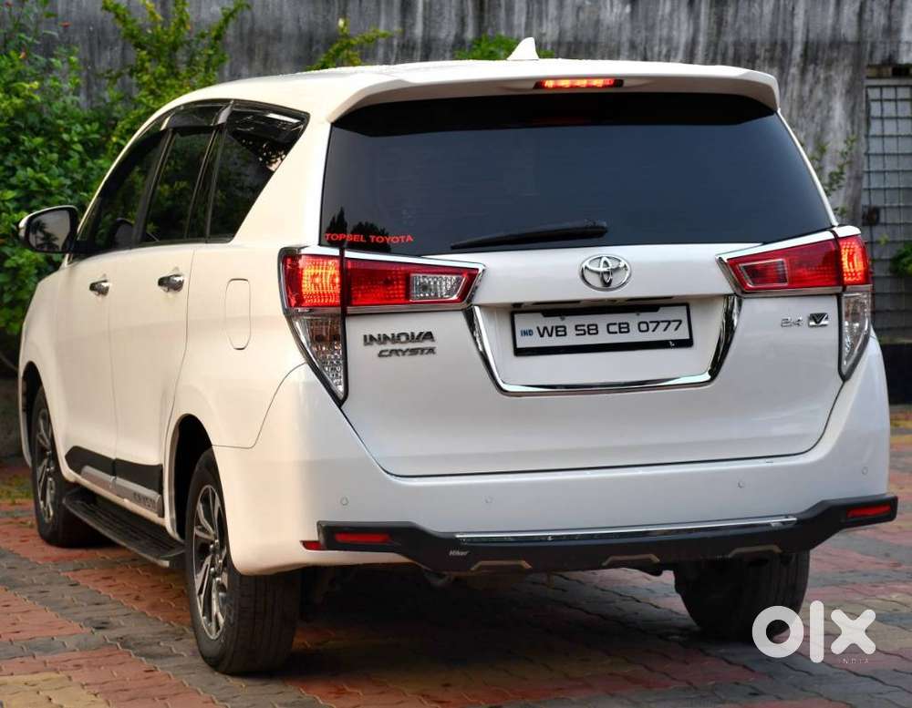 Toyota Innova Crysta 2.4 V, 2024, Diesel