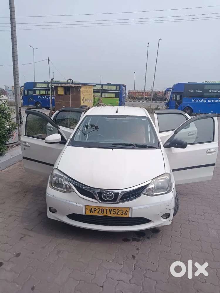 Toyota Etios Liva 2014