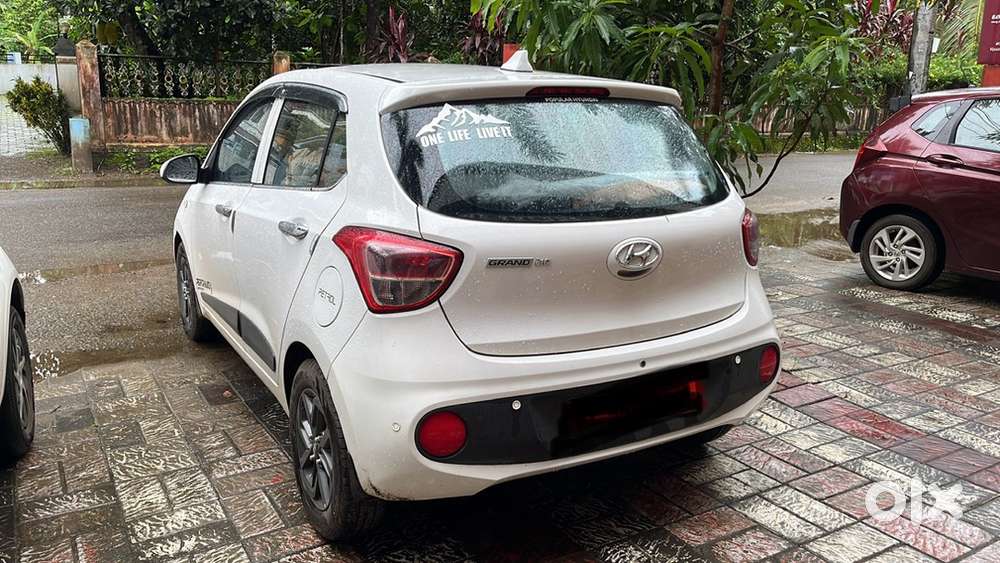 Hyundai Grand I10 Petrol 63000 Km Driven