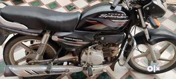 Super splendor deals first model