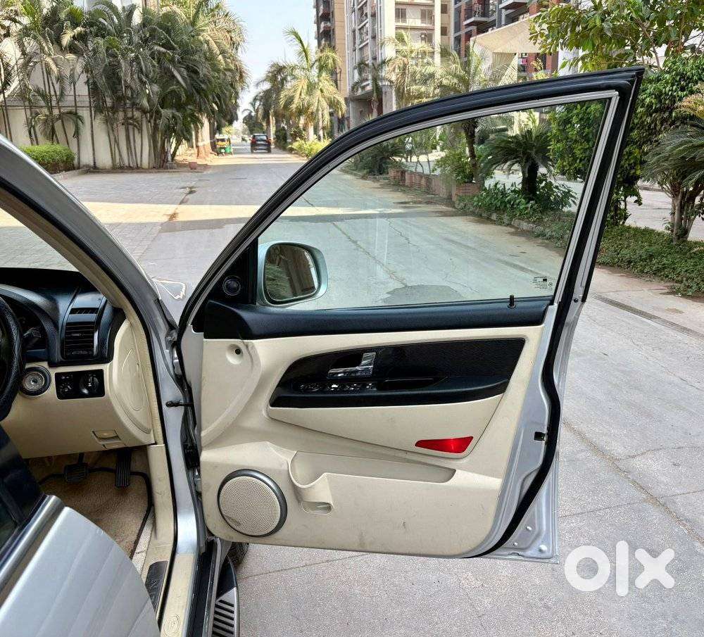 Mahindra Rexton, 2013, Diesel