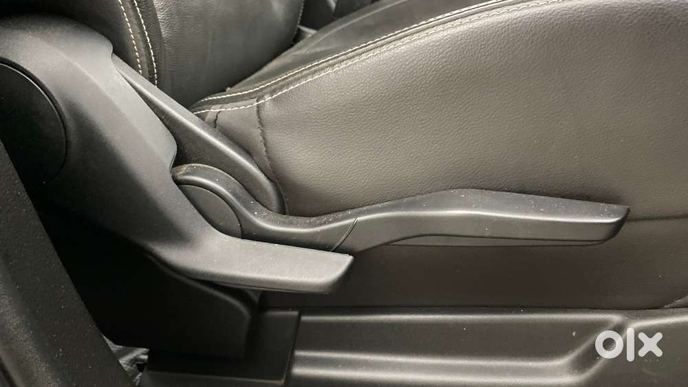 Maruti Suzuki Xl6 Alpha, 2021, Petrol