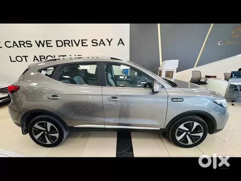 Mg Zs Ev Exclusive Iconic Ivory, 2022, Electric