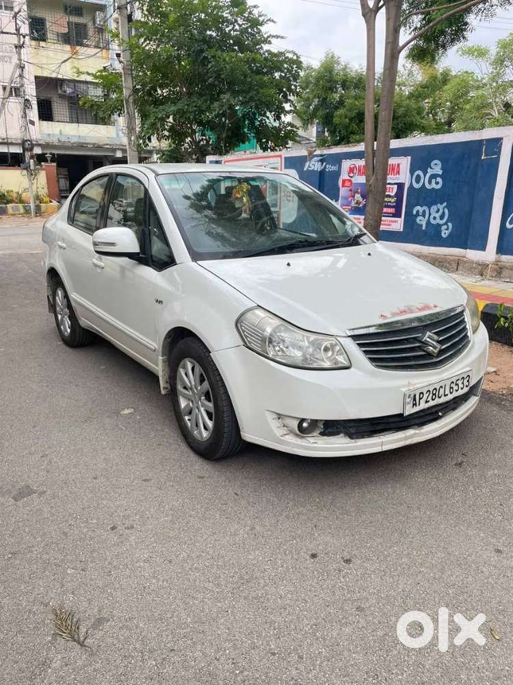 Maruti Suzuki Sx4 Vxi Bsiv, 2014