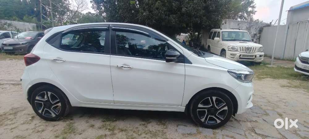 Tata Tiago 1.05 Revotorq Xz Plus, 2023, Petrol