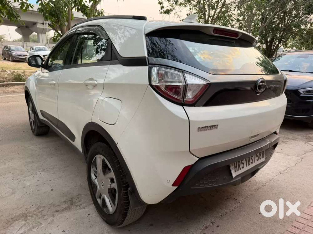 Tata Nexon 1.5 Revotorq Xt, 2018, Diesel