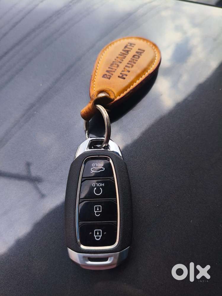 Hyundai Verna 1.5 Sx (o) Petrol Mt, 2023, Petrol