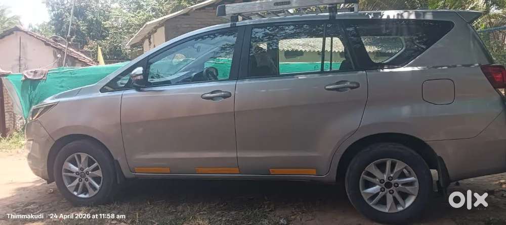Toyota Innova Crysta 2.4 G Bs4 2017
Diesel