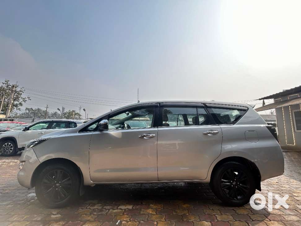 Toyota Innova Crysta 2.8 Z, 2017, Diesel