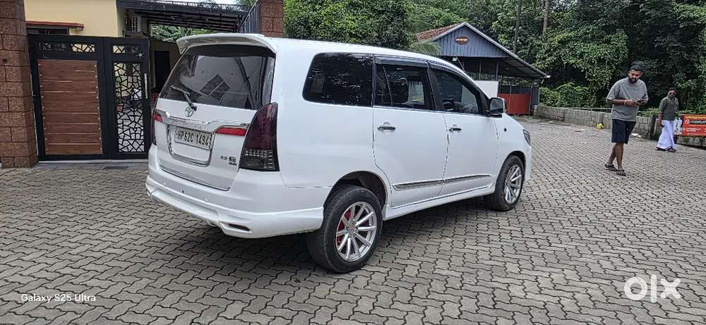 Toyota Innova G4 2014 Diesel Manual